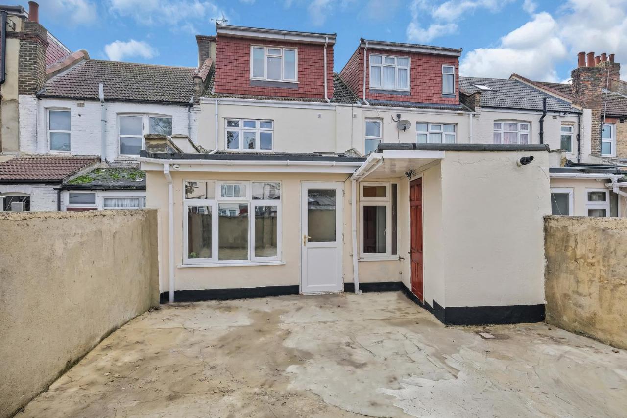 Fernbank Rooms Sudbury Hill, Harrow, Self-Contained Studios With En-Suite Harrow on the Hill Exterior foto