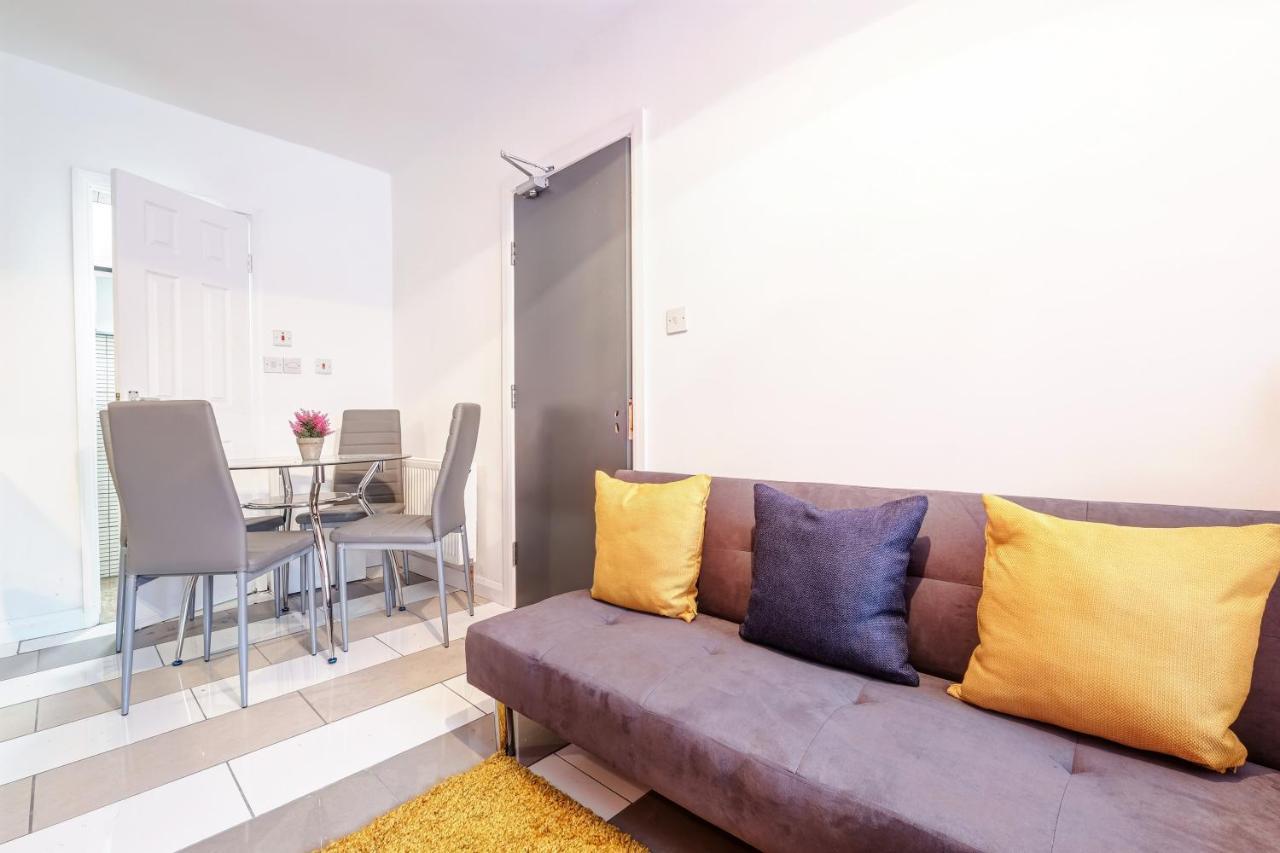 Fernbank Rooms Sudbury Hill, Harrow, Self-Contained Studios With En-Suite Harrow on the Hill Exterior foto